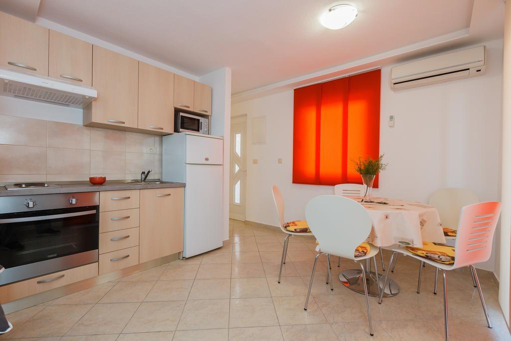 Apartments Viljac Trogir Pokój zdjęcie